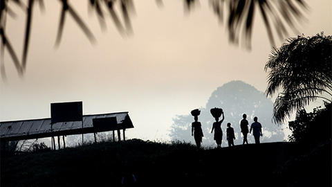 transitional_justice_thumb_04