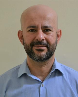 Hama Othman headshot