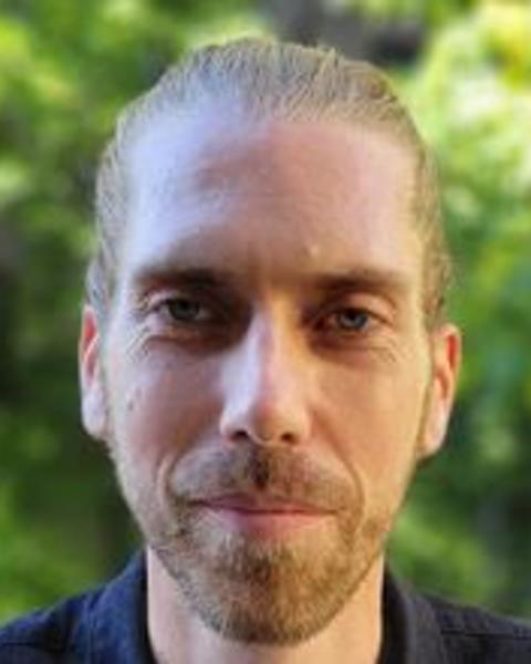 Nicolas Rost headshot
