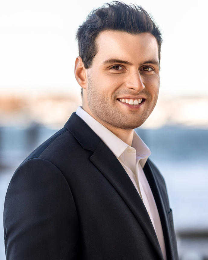 Jackson Vanrooyen Headshot 