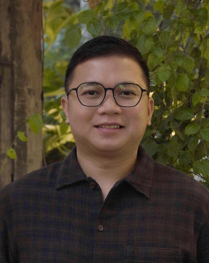 mark-daza-headshot