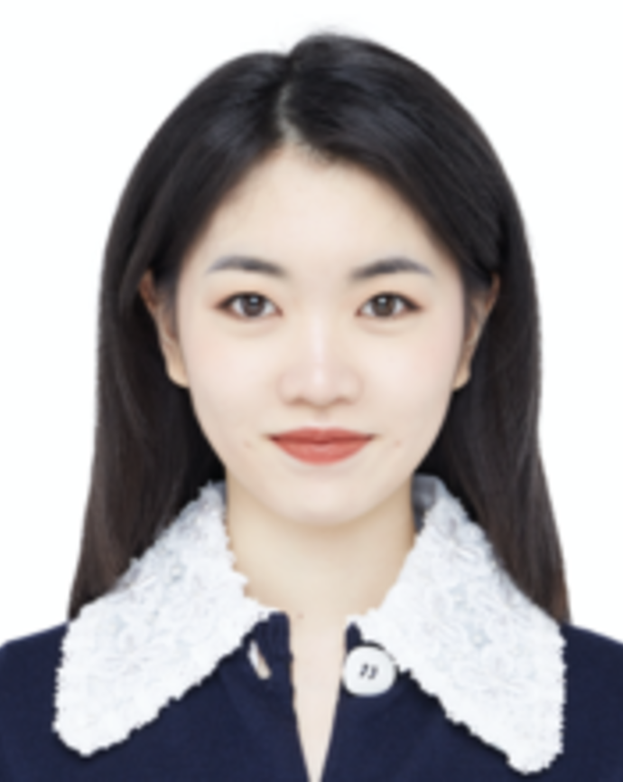 Ruoyan Zeng Headshot
