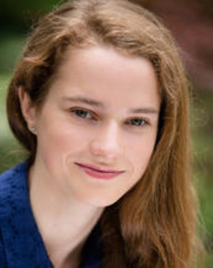 Headshot of Louisa