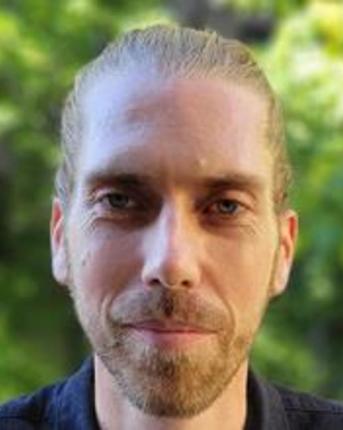 Nicolas Rost headshot
